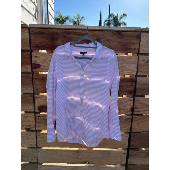 GAP Lavender Striped‎ Collared Shirt, Relaxed Fit, Thin Fabric, Size L - Picture 1 of 5